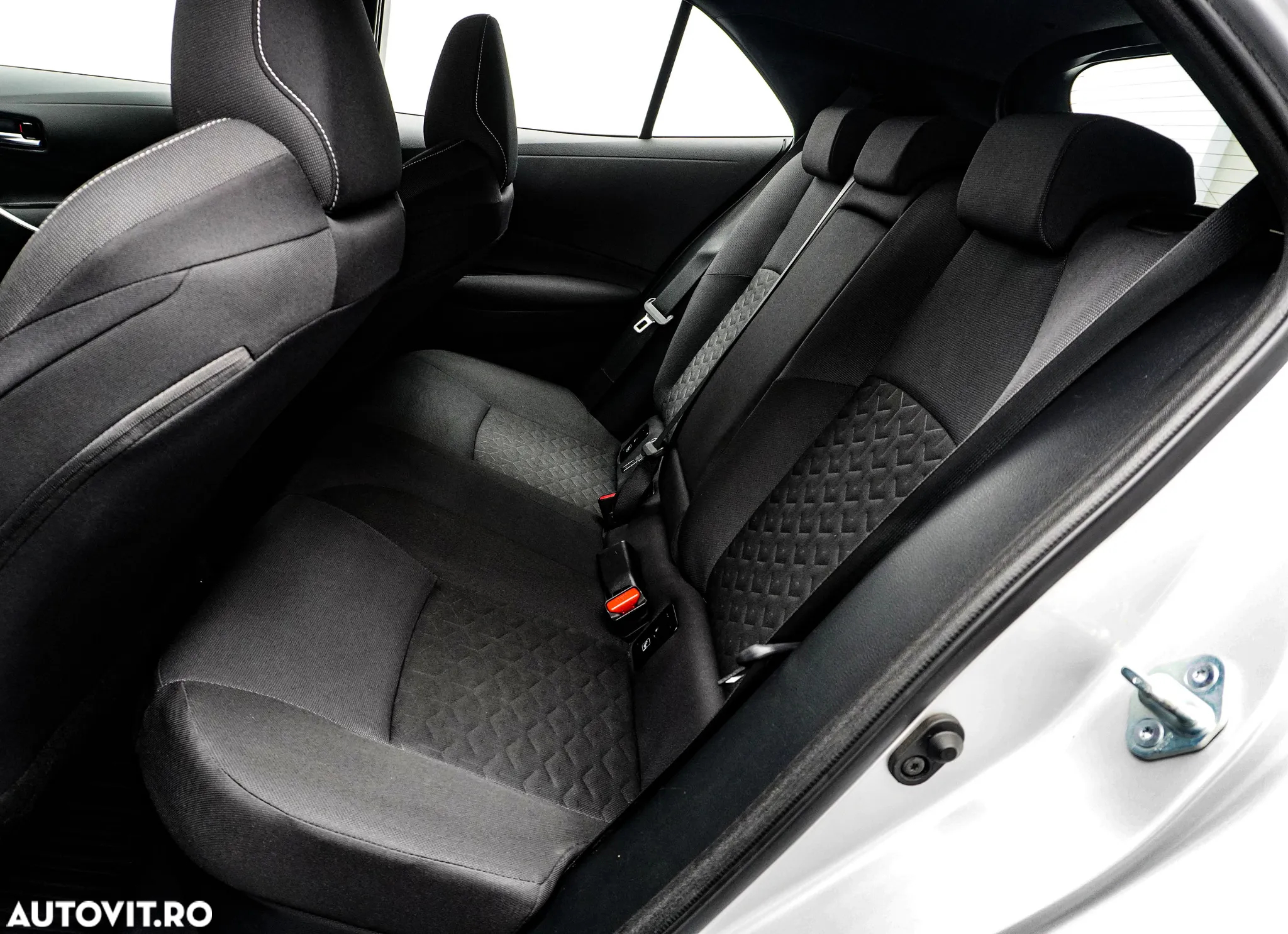 Toyota Corolla 1.8 HSD Exclusive - 16