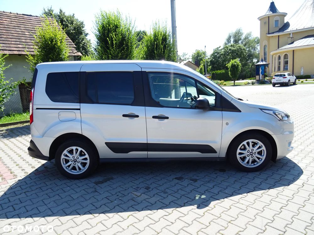 Ford Tourneo Connect 1.5TDCi Start-Stop Titanium - 4