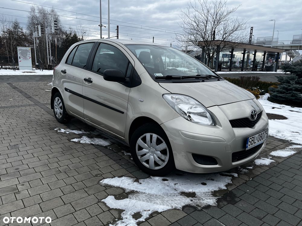 Toyota Yaris 1.0 Terra A/C - 2