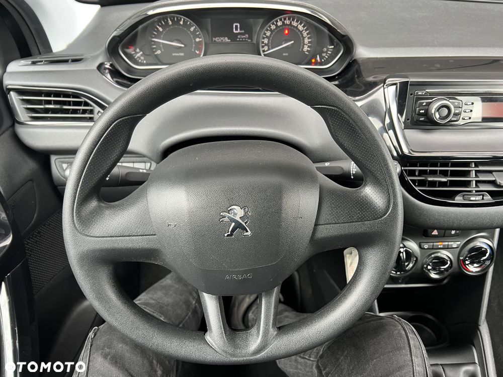 Peugeot 208 - 31