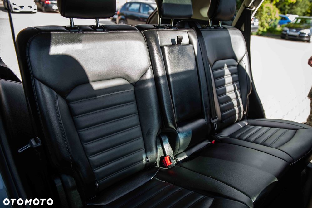 Ford Edge - 11