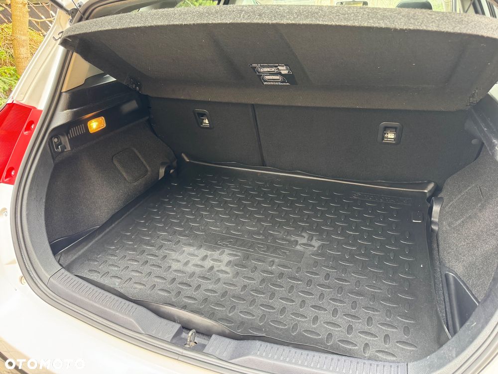 Toyota Auris 2.0 D-4D Prestige - 27