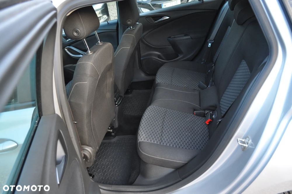 Opel Astra 1.4 Turbo Dynamic - 20