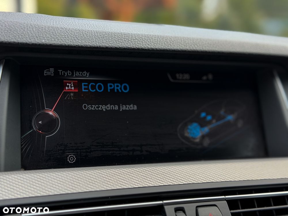 BMW Seria 5 525d Sport-Aut - 18