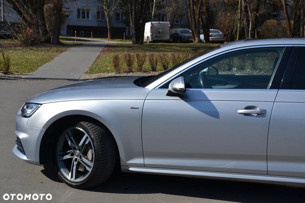 Audi A4 Limousine - 5