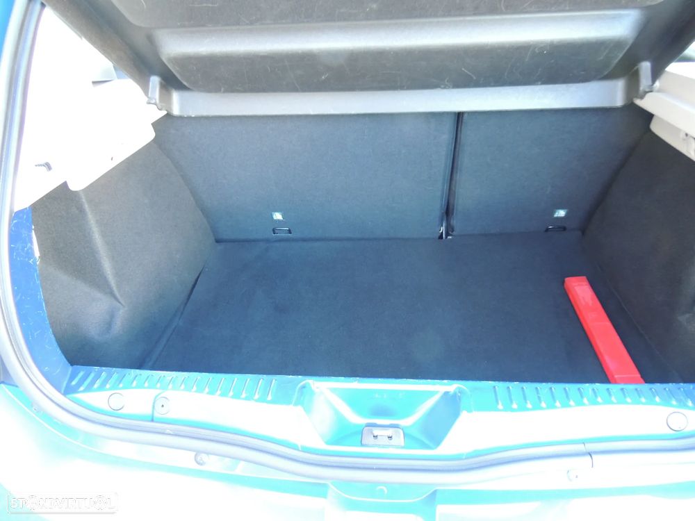 Dacia Sandero 1.5 dCi Stepway - 12