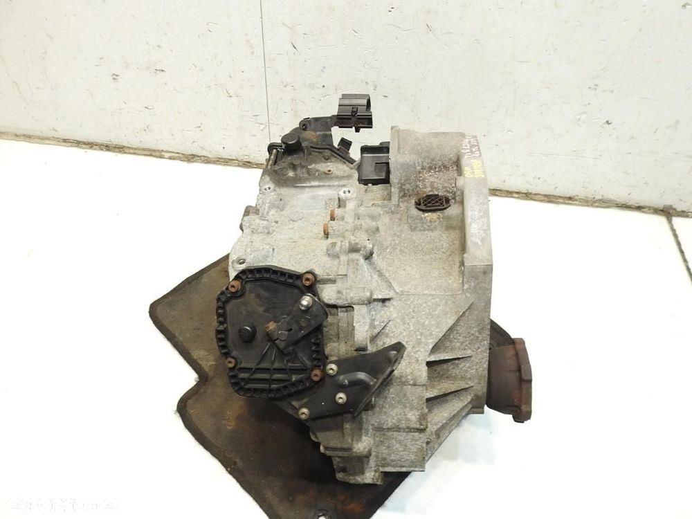 SKRZYNIA BIEGÓW AUTOMAT VW TOURAN 1T3 LIFT 1.4 TSI QAL - 6