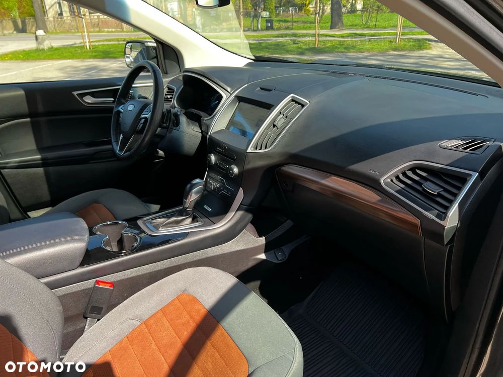 Ford Edge - 11