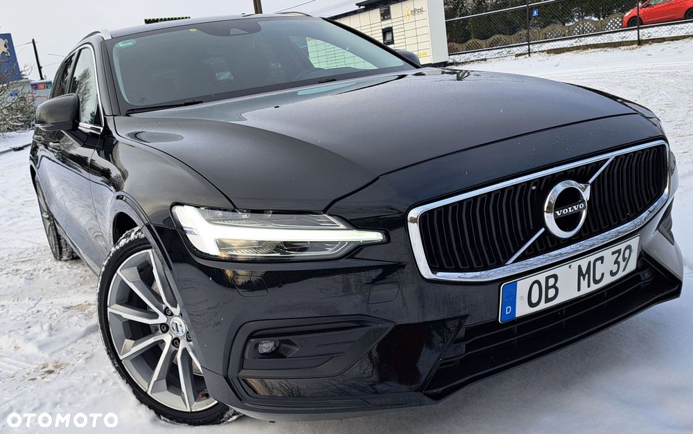Volvo V60 D4 AWD Geartronic Momentum - 1