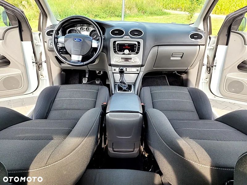 Ford Focus - 19