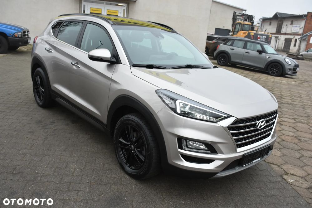 Hyundai Tucson 2.0 CRDI 4WD Automatik Premium - 6