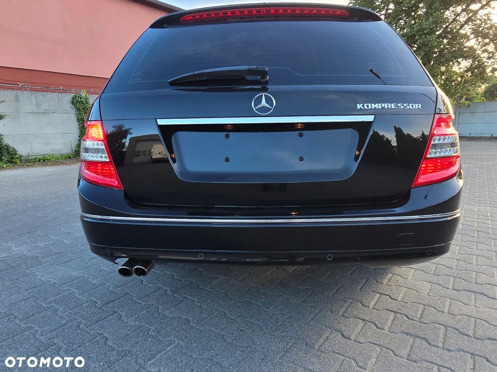 Mercedes-Benz Klasa C 180 BlueEFFICIENCY Avantgarde - 5