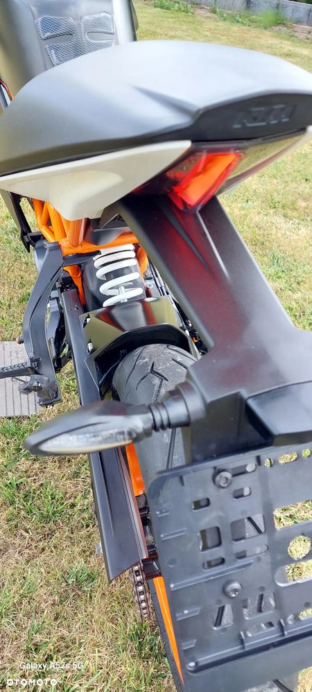 KTM RC 125 - 33