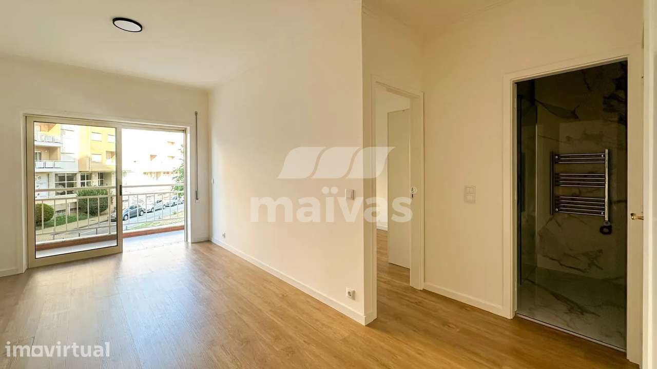 Apartamento T1 Renovado - Grande imagem: 3/12