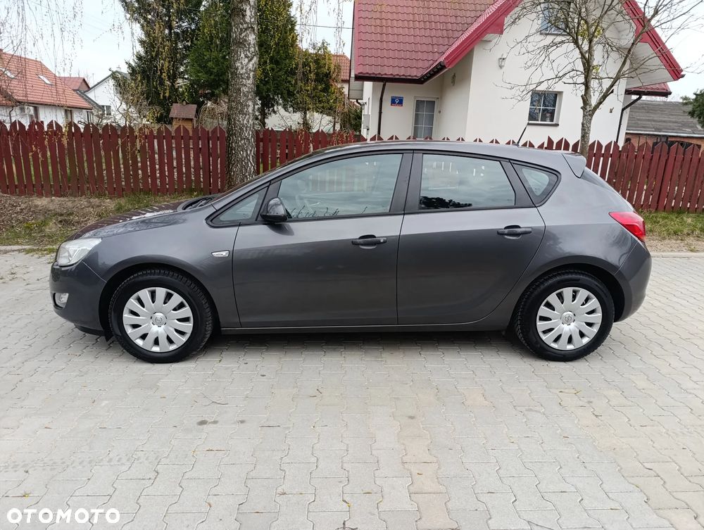 Opel Astra 1.4 EcoFLEX Edition - 2