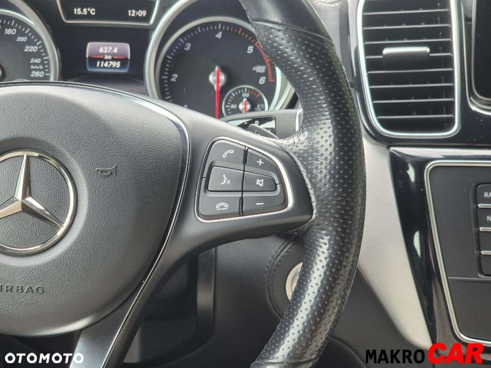 Mercedes-Benz GLE - 11