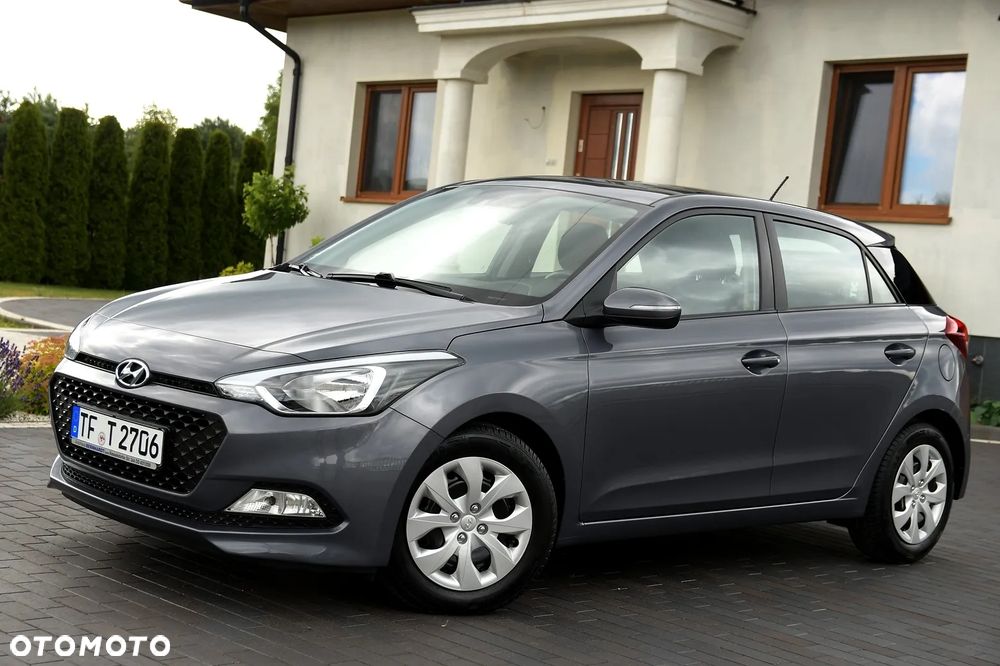 Hyundai i20 1.2 YES Gold - 2