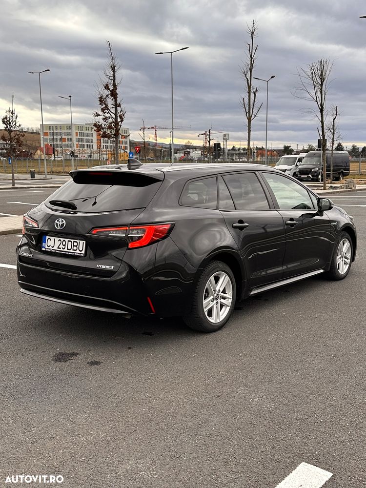 Toyota Corolla 1.8 HSD Business - 8