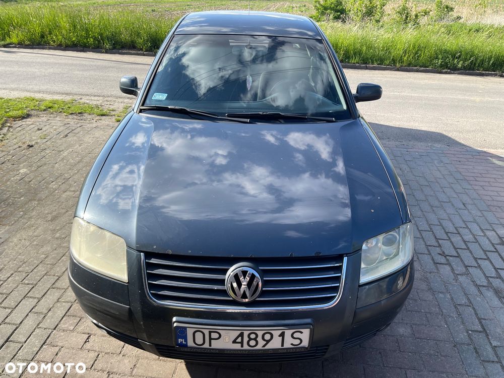 Volkswagen Passat 1.9 TDI Basis - 1