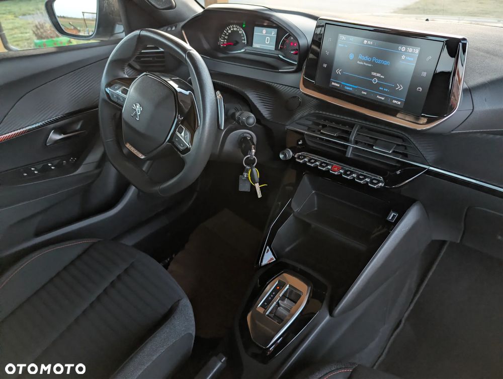 Peugeot 2008 1.5 BlueHDi Allure Pack S&S EAT8 - 16