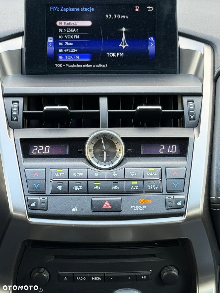 Lexus NX 200t Elite AWD - 8