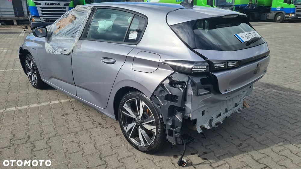 Peugeot 308 180 e-EAT8 GT - 3