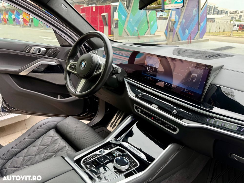 BMW X6 xDrive40i AT MHEV - 17