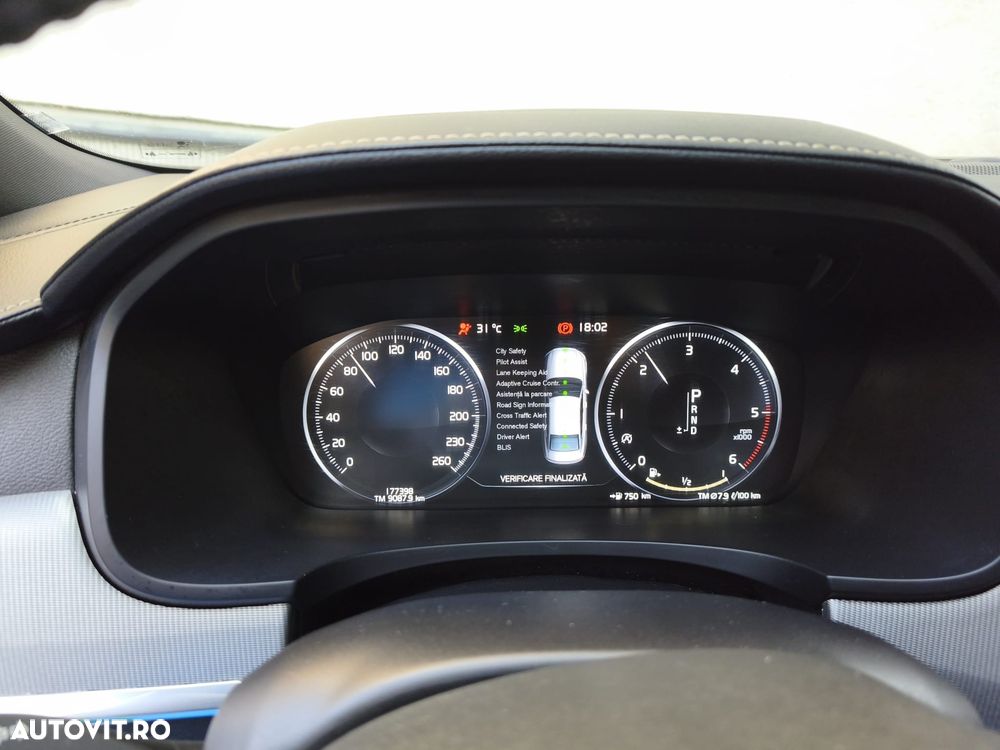 Volvo S90 D4 AWD Geartronic R Design - 17