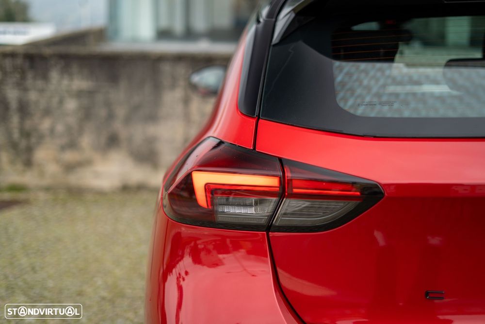 Opel Corsa 1.2 T GS - 39