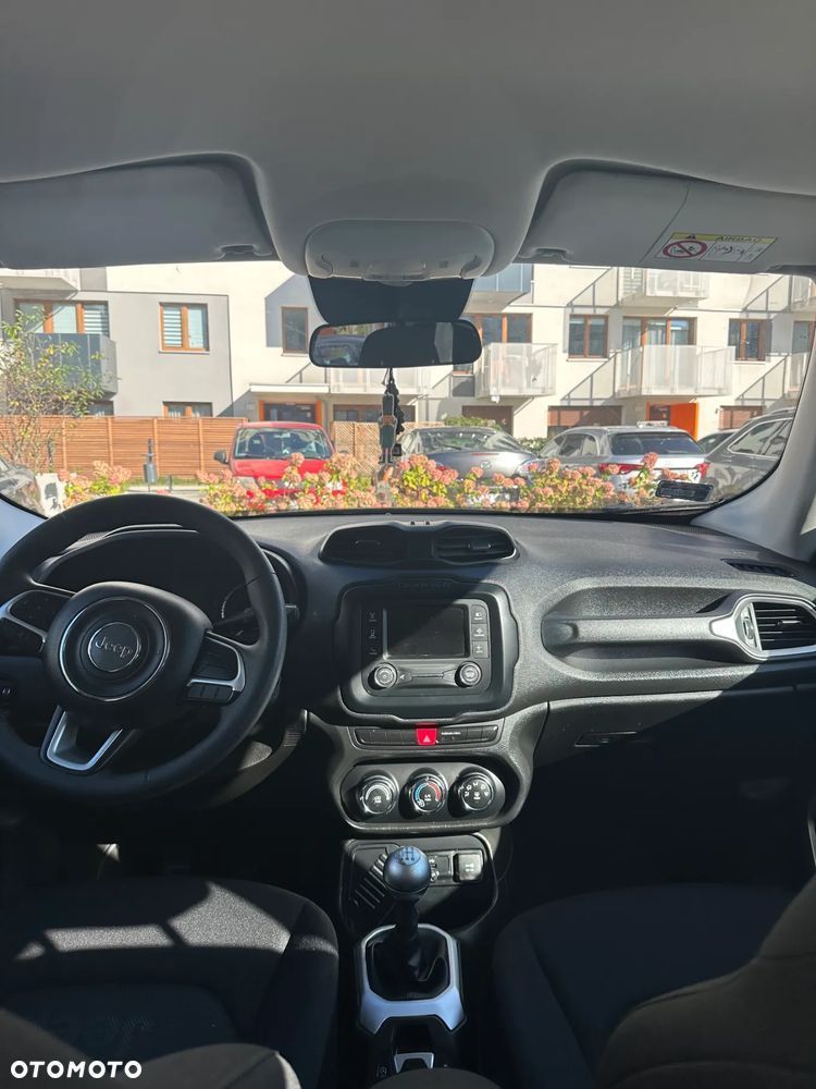 Jeep Renegade 1.6 E-TorQ Sport FWD - 8