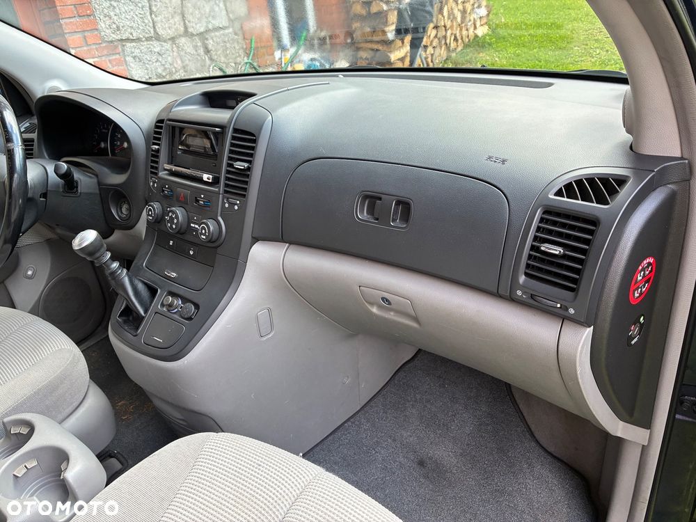 Kia Carnival 2.9 CRDi Tour - 24