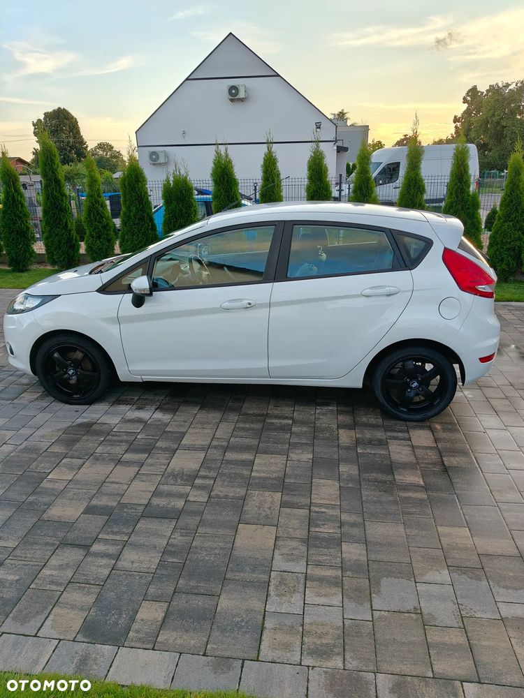 Ford Fiesta 1.6 TDCi Econetic - 13