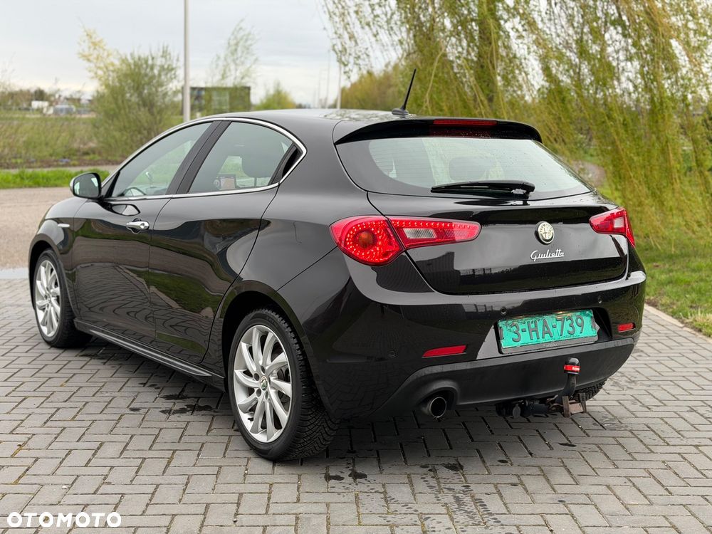 Alfa Romeo Giulietta 1.4 TB MultiAir Distinctive TCT - 11