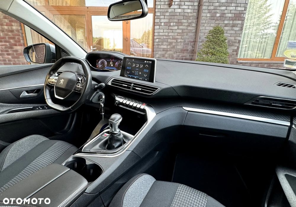 Peugeot 3008 1.5 BlueHDi Active Pack S&S - 24