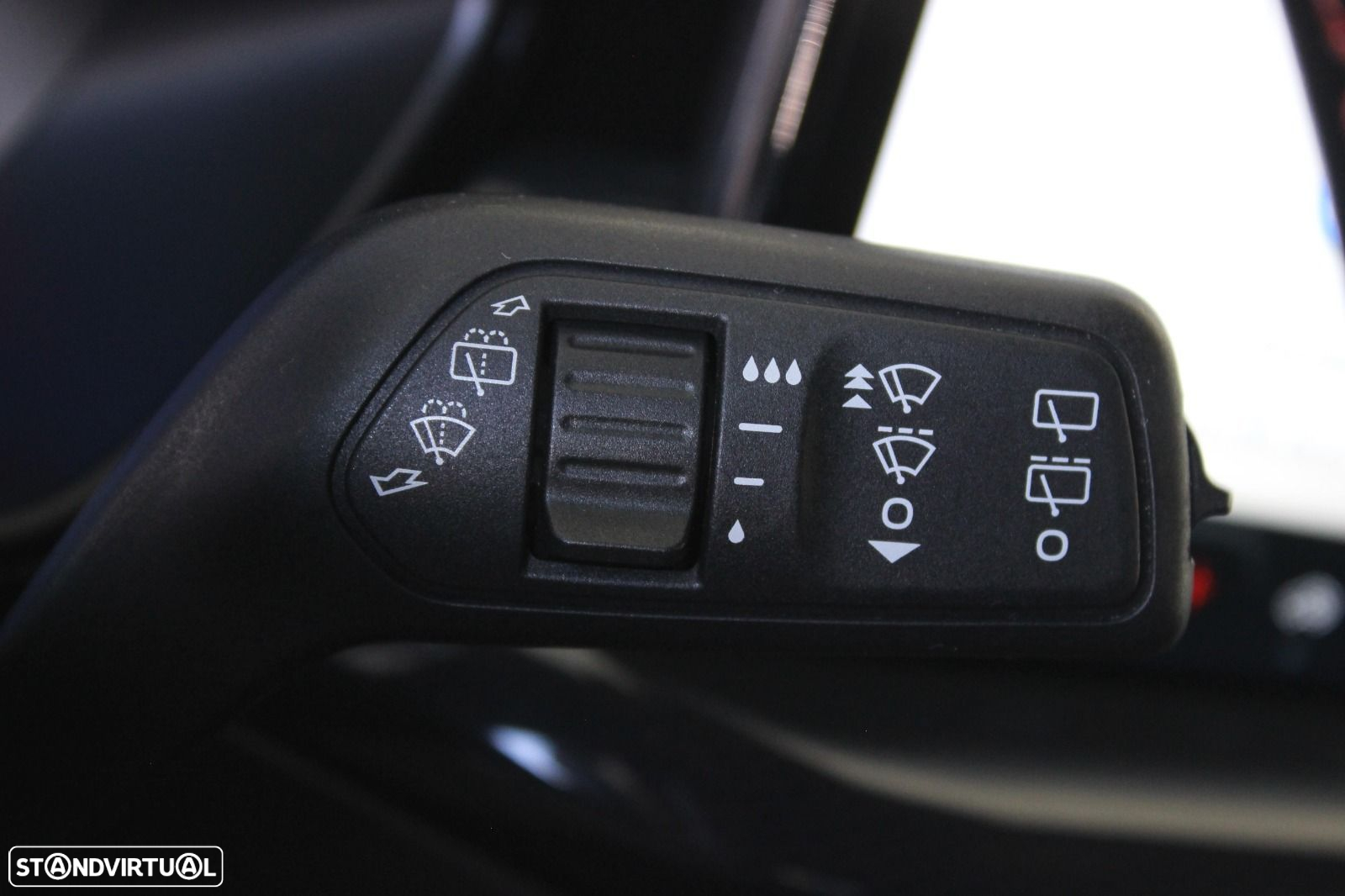 Ford Focus SW 1.5 TDCi EcoBlue ST-Line - 20