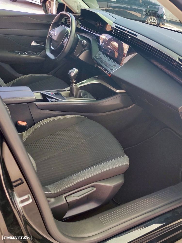 Peugeot 308 SW 1.5 BlueHDi Active Pack — fotografia 20