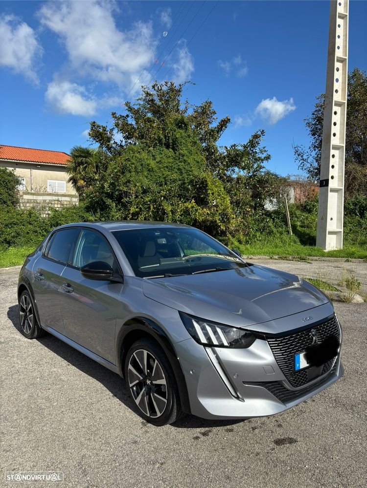 Peugeot e-208 GT - 2