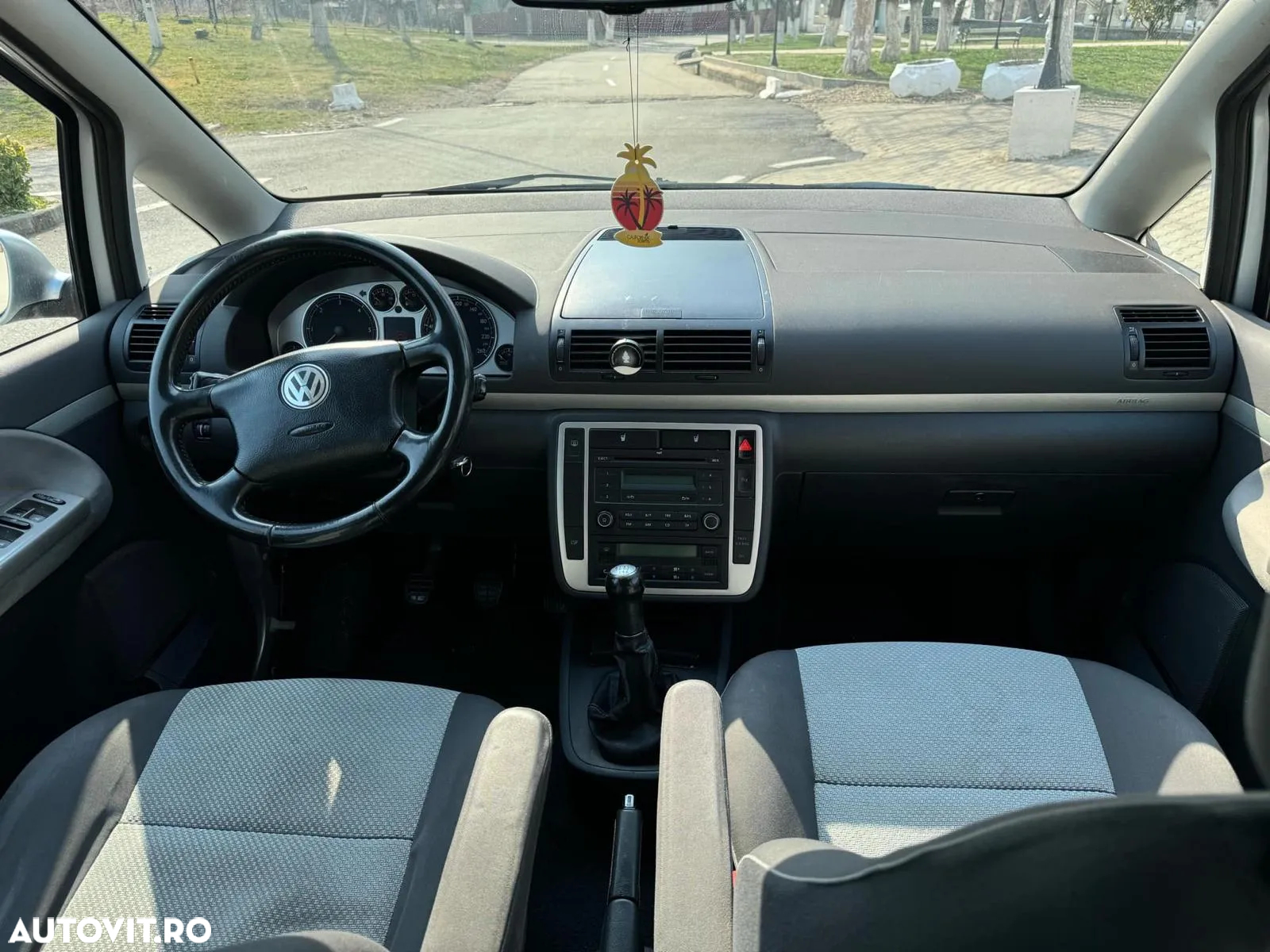 Volkswagen Sharan - 5