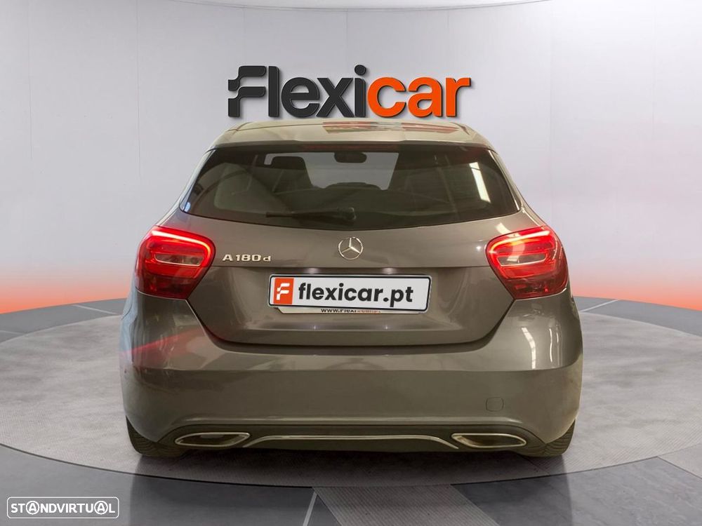 Mercedes-Benz A 180 - 8