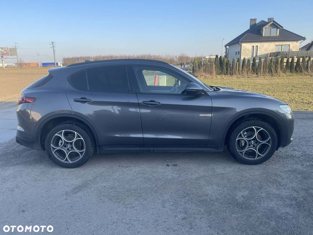 Alfa Romeo Stelvio 2.2 16V AT8 Q4 Sprint - 5