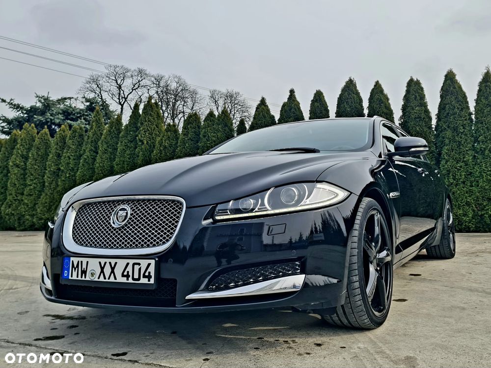 Jaguar XF 2.2 D R-Sport - 15