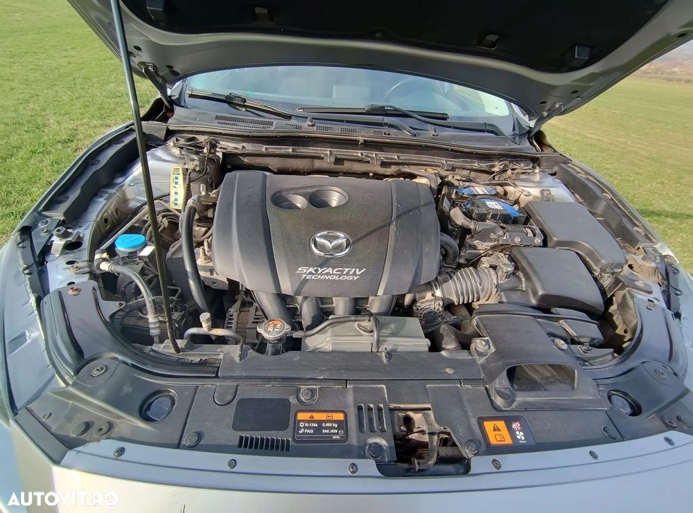 Mazda 3 G120 Attraction - 7