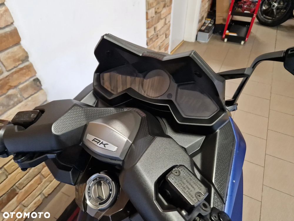 Kymco AK 550 - 24