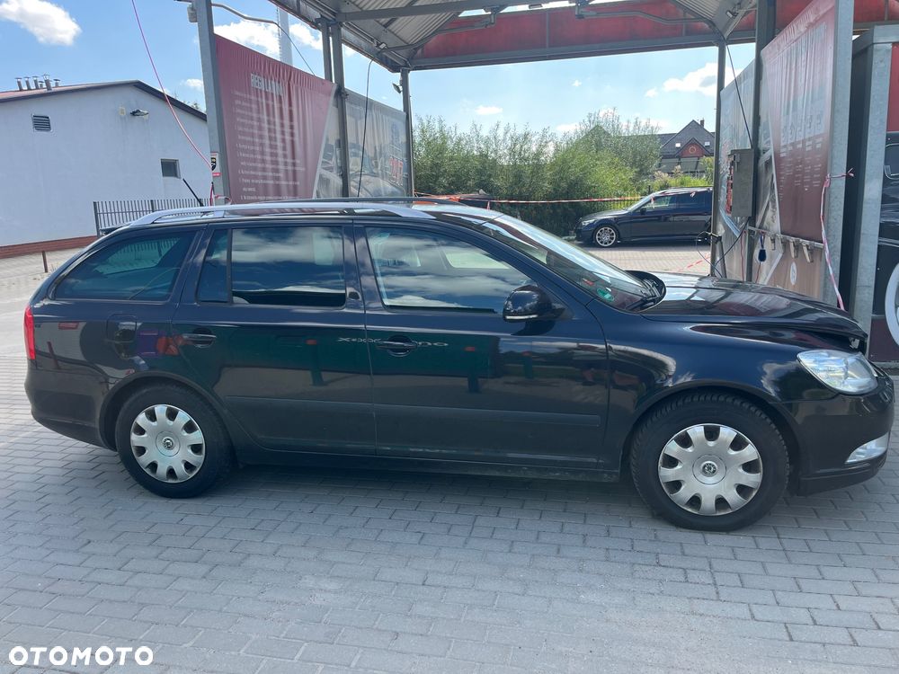 Skoda Octavia 1.8 TSI Ambiente - 3