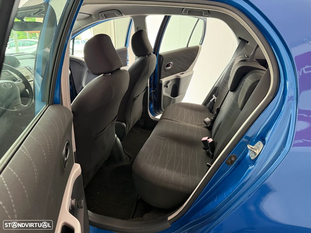 Toyota Yaris 1.0 VVT-i Cool Edition - 15