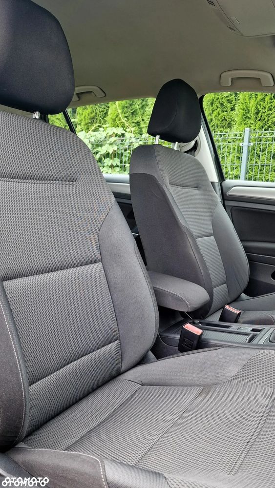 Volkswagen Golf 1.6 TDI BlueMotion Trendline - 8