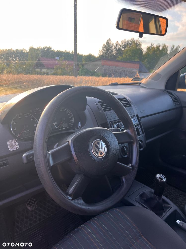 Volkswagen Polo 1.4 16V Basis - 9