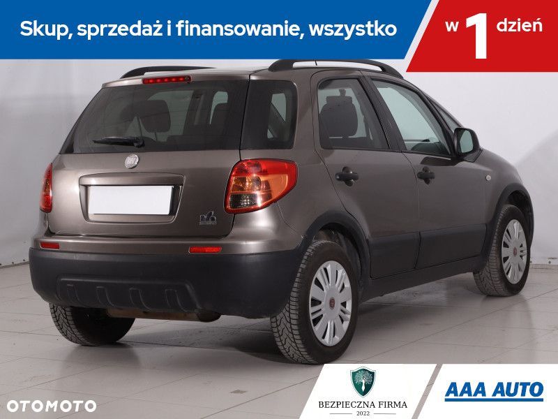 Fiat Sedici - 7