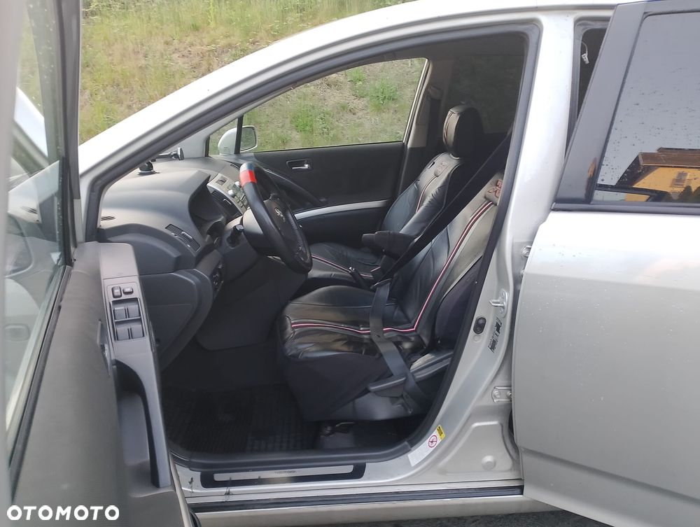 Toyota Corolla Verso 1.8 Gold + 7os MM - 23