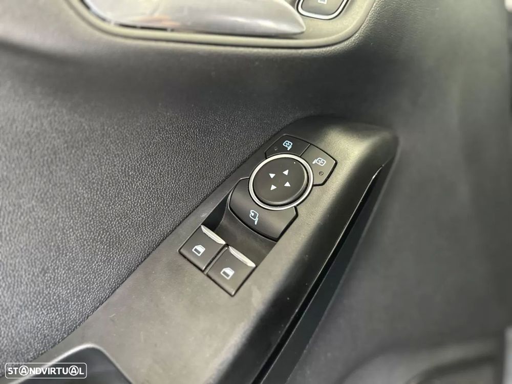 Ford Fiesta 1.1 Ti-VCT Titanium - 37
